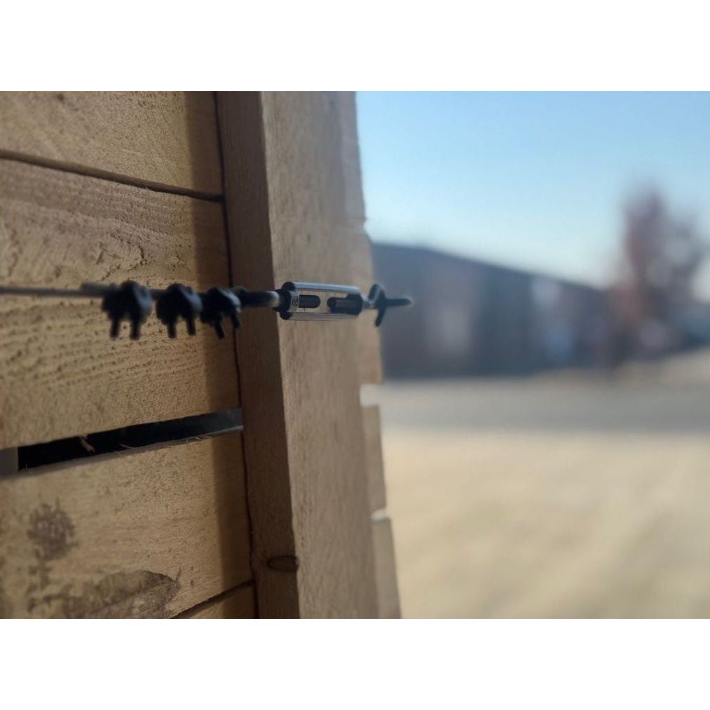 BLACK STAINLESS STEEL, TRELLIS SYSTEM ON WOODEN FENCE, CABLE TENSIONER, CATENARY SYSTEM, BLACK WIRE ROPE, BLACK FITTINGS