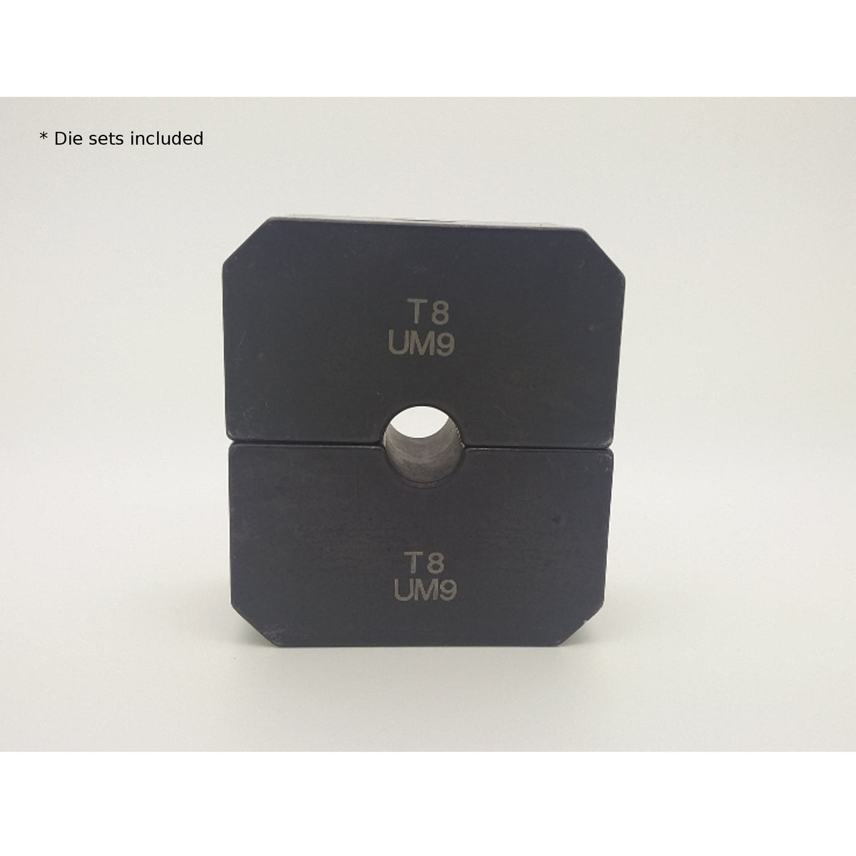 Photo of a closed ball die set T8 UM9 